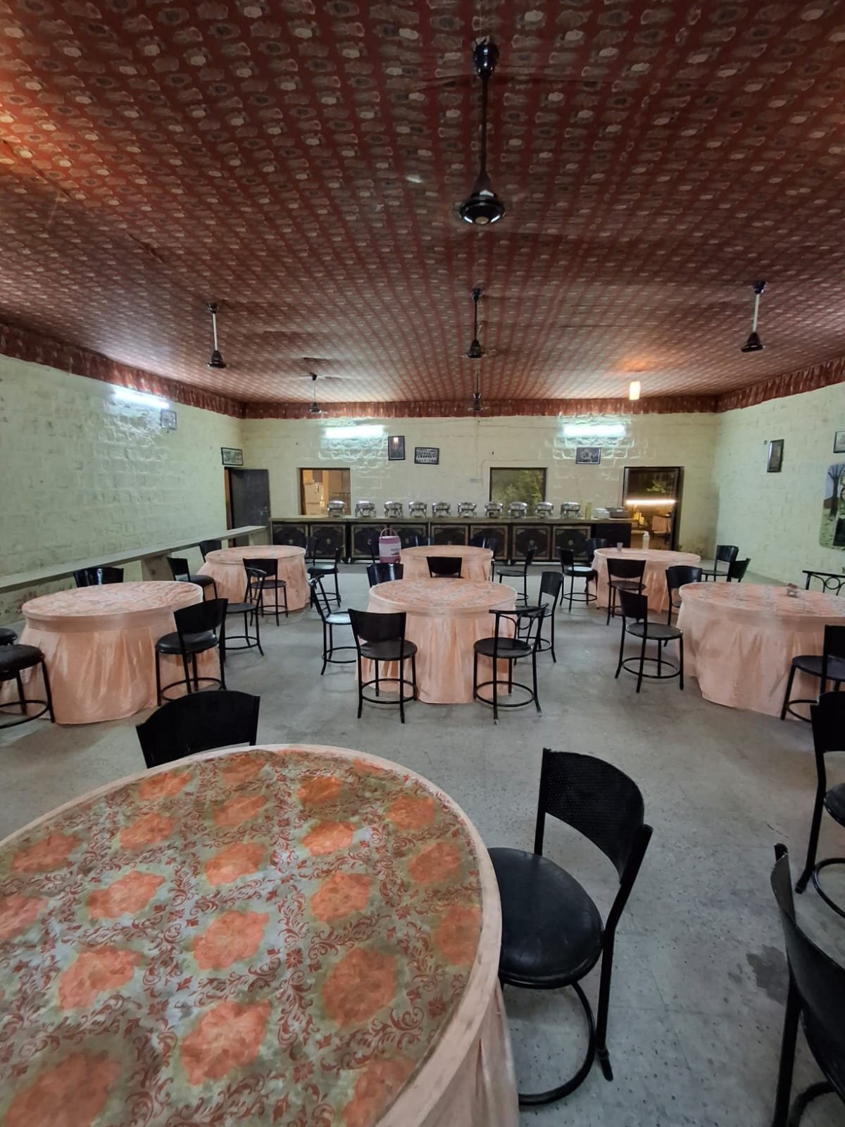 Royal Dining