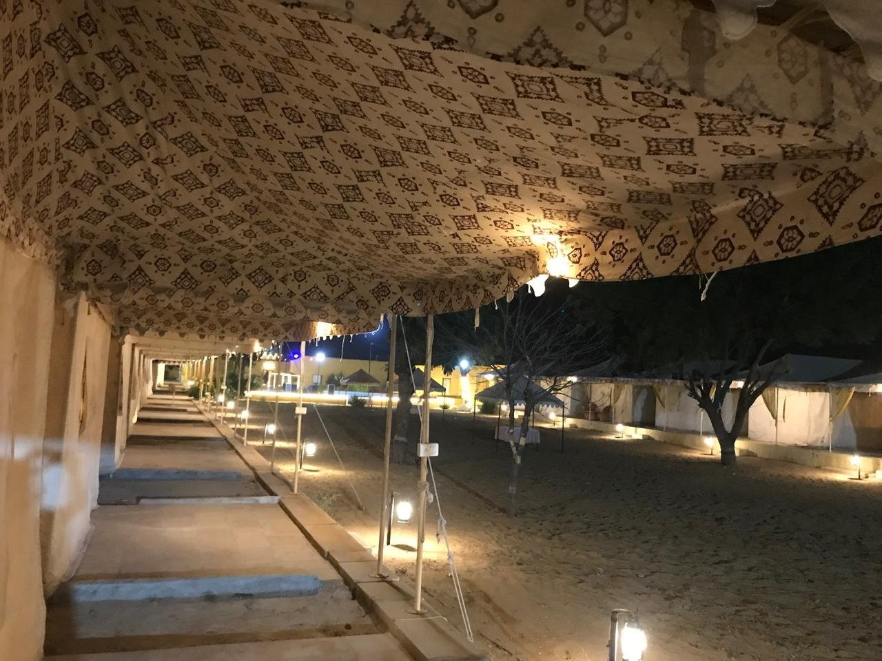 Cozy Desert Tent Stay